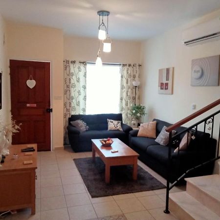 No3,23 Neilmmantos St Peyia Villa Eksteriør bilde