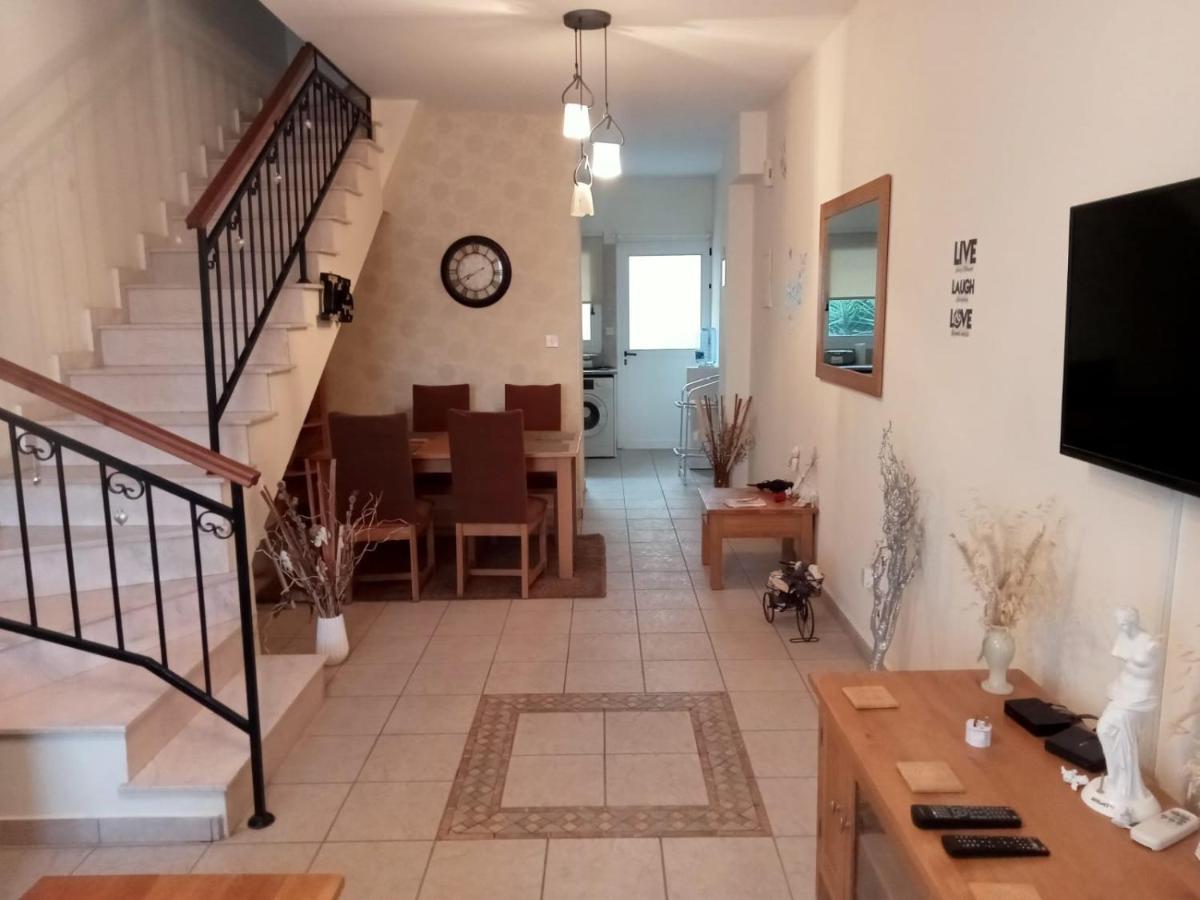 No3,23 Neilmmantos St Peyia Villa Eksteriør bilde
