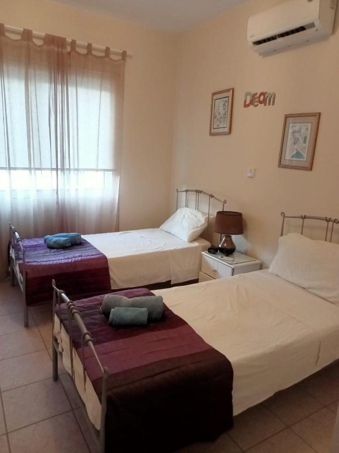 No3,23 Neilmmantos St Peyia Villa Eksteriør bilde
